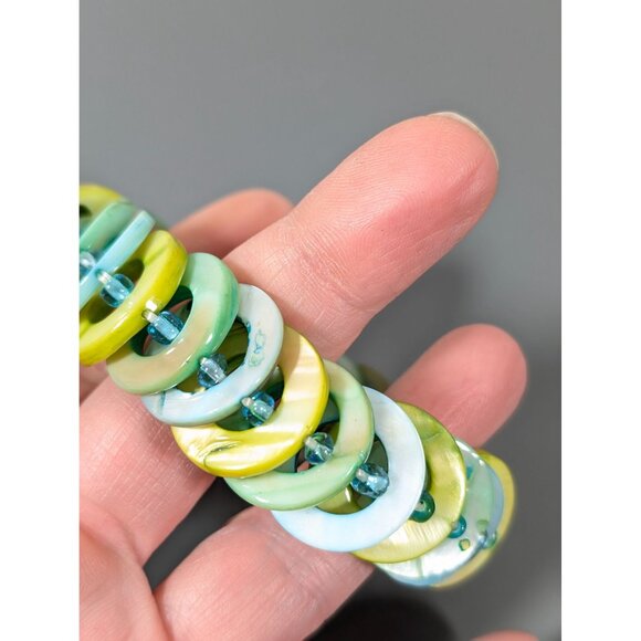 Blue Green Shell Stretch Bracelet Beachy Boho Coastal 7 in - Picture 4 of 7